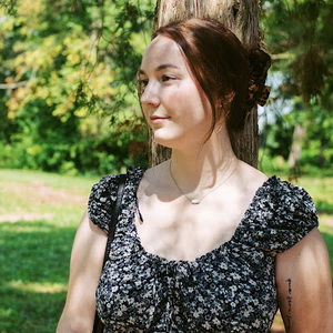 Meet your Posher, Laura